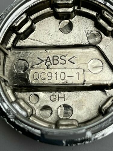 Rays Gram Lights Chrome Snap In Wheel Center Cap 4 Pack QC910-1 wheel center cap additional view 3