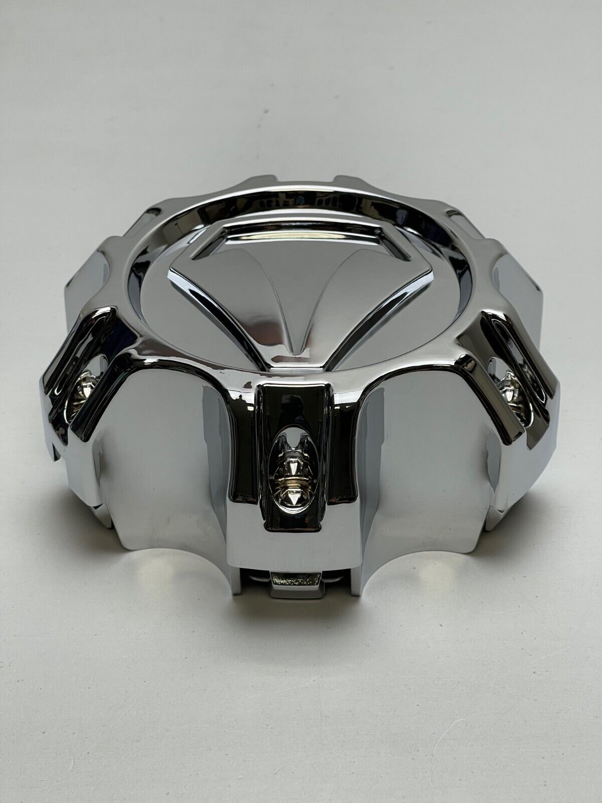 Toyota T-Force Chrome 6 Lug Snap In Wheel Center Cap 89-9584B 971S01 S1404-07 wheel center cap additional view 2