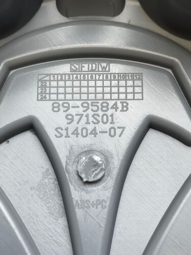 Toyota T-Force Silver 6 Lug Snap In Wheel Center Cap 89-9584B 971S01 S1404-07 wheel center cap additional view 3